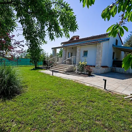 Semesterbostad Casa Emily